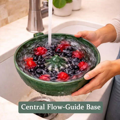 🍓 65% OFF NOW!🔥Berry Swirl Washing & Serving Bowl – Dual-purpose colander design, non-slip base & perfect for rinsing, draining & serving berries or snacks 🥣