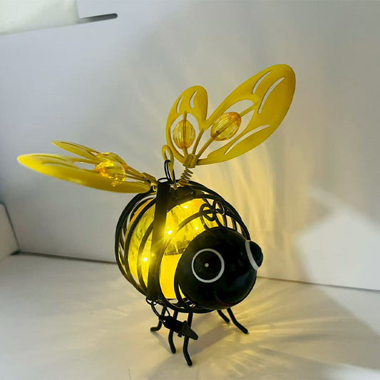 🐝 50% OFF NOW! ☀️ Solar-Powered Hanging Car Light – Charming Bee Design with Heart-Shaped Wings – Perfect for the Garden & Car 🌸